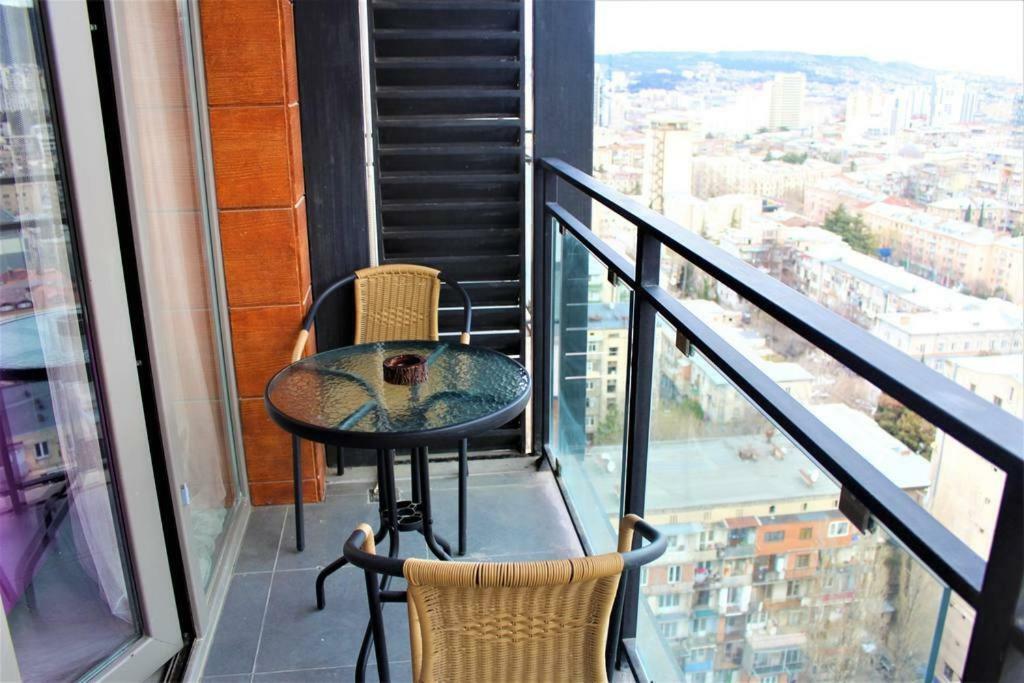 Apartment In Tbilisi “Green Budapest “ Exterior photo